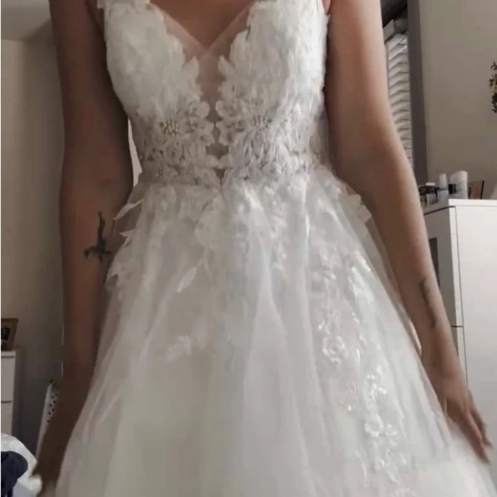 Lulu's White Lace Bridal Dress - Picture 9 of 10
